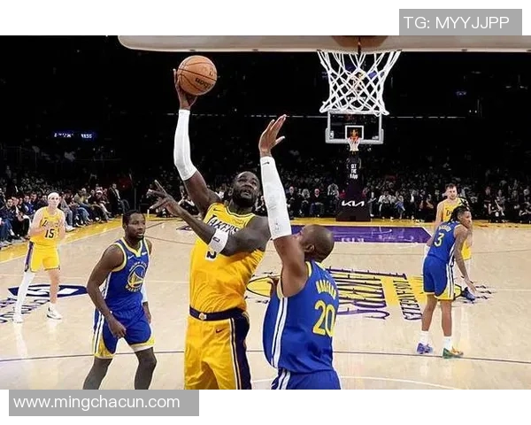 NBA交易新闻：湖人迎来重磅内线新援