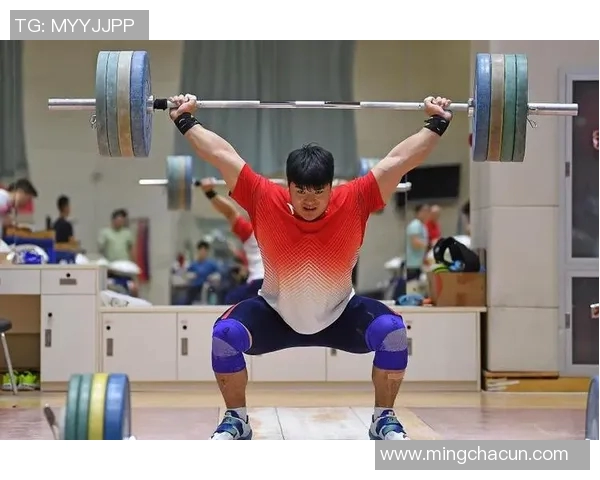 奥运会举重选手体能训练方案与技术提升策略全面解析